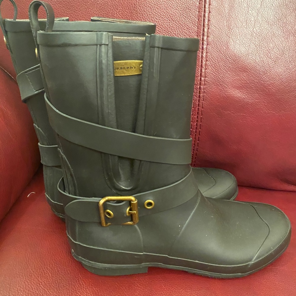 Burberry rain boots
